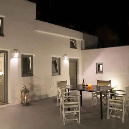 Il Melograno Traditional Cave House Karterados (Santorini)