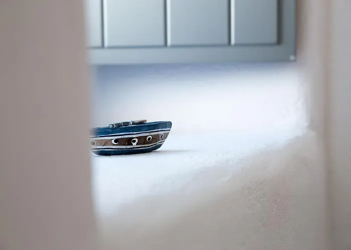 Il Melograno Traditional Cave House * Karterados (Santorini)